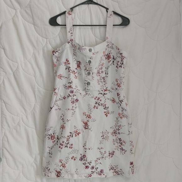 No Boundaries Other - NoBo No Boundaries Juniors (Girls) 11-13 Large Floral White Demin Summer Dress